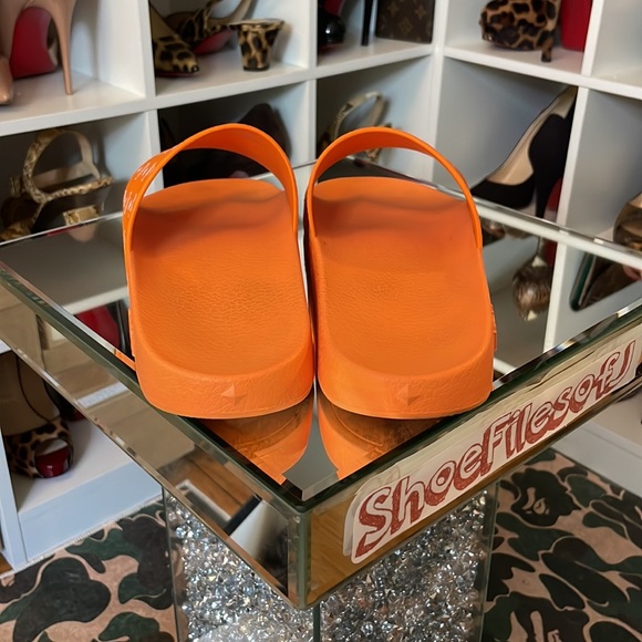 MCM Monogram Pool Slides RARE Persimmon/White Colorway - 41 - Picture 6 of 11